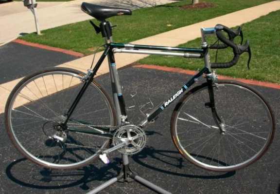 Packing sequence for a Raleigh road bike retrofit with S and S Couplings